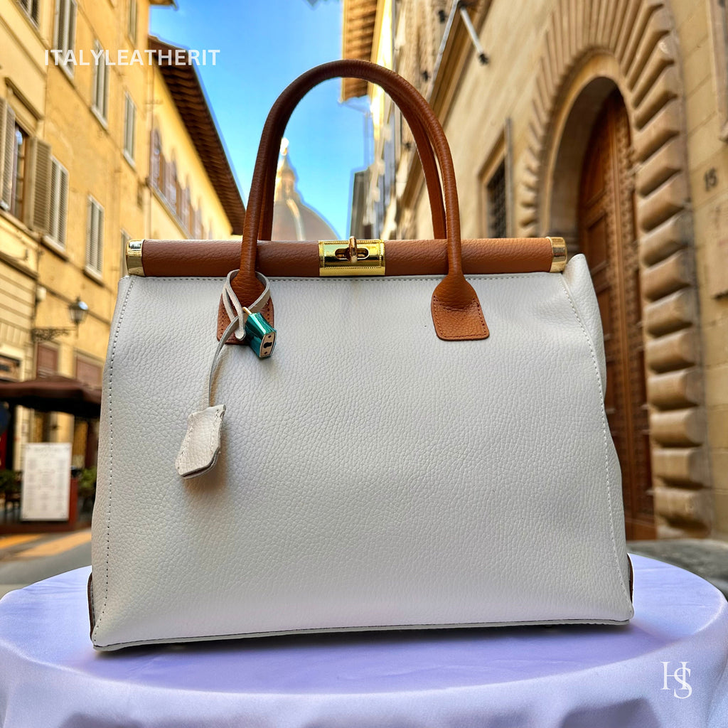 Bolsos de piel italiano hechos a mano para mujer.