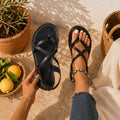 Sandalias romanas planas con tiras
